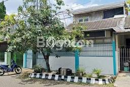 Rumah Luas Asri 3 KT Siap Huni di Babatan Surabaya Rumah Luas Asri 3 KT Siap Huni di Babatan Surabaya