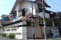 Rumah Hook 2 Lantai Perum Semarang Indah Semi Furnished Rumah Hook 2 Lantai Perum Semarang Indah Semi Furnished