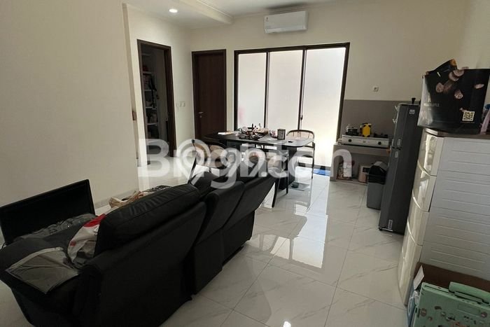 Rumah Modern Cantik 3 KT Bisa Langsung Pindah di Cikupa Rumah Modern Cantik 3 KT Bisa Langsung Pindah di Cikupa