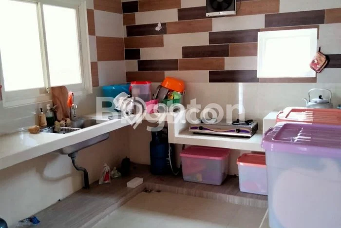 PROPERTI UNGGULAN! Rumah Premium di Gedangan, Luas 170m2m² LB 250m2m² PROPERTI UNGGULAN! Rumah Premium di Gedangan, Luas 170m2m² LB 250m2m²