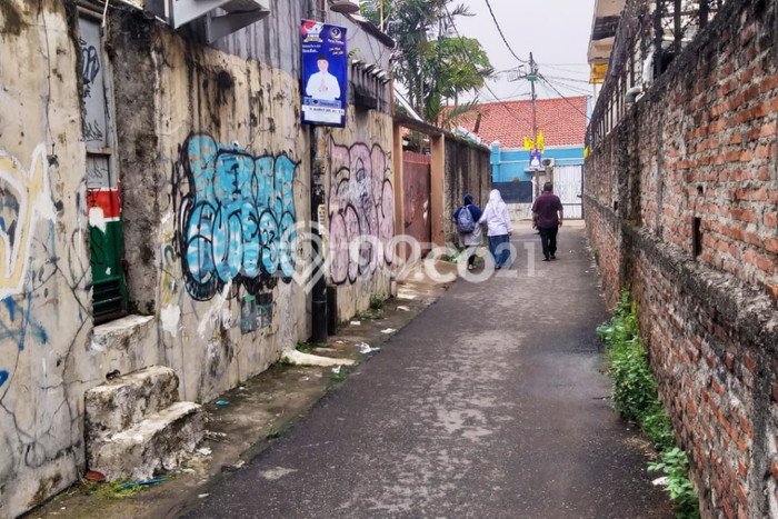 Hunian Elit LB 284m2 Siap Pakai Desain Elegan di Klender, Jakarta Timur Hunian Elit LB 284m2 Siap Pakai Desain Elegan di Klender, Jakarta Timur