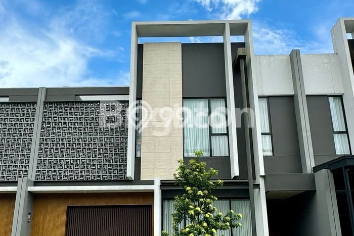 Siap Huni Rumah Mewah 4 Kamar di Cikupa Dekat ke Mana Saja Siap Huni Rumah Mewah 4 Kamar di Cikupa Dekat ke Mana Saja
