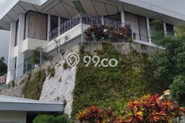 Dijual Cepat Rumah LT 422m2m² / LB 600m2m² di Lokasi Strategis Bangil, Pasuruan Dijual Cepat Rumah LT 422m2m² / LB 600m2m² di Lokasi Strategis Bangil, Pasuruan