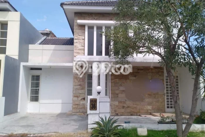 For Sale Rumah 3 Kamar Lokasi Strategis Nyaman dan Strategis di Gedangan For Sale Rumah 3 Kamar Lokasi Strategis Nyaman dan Strategis di Gedangan