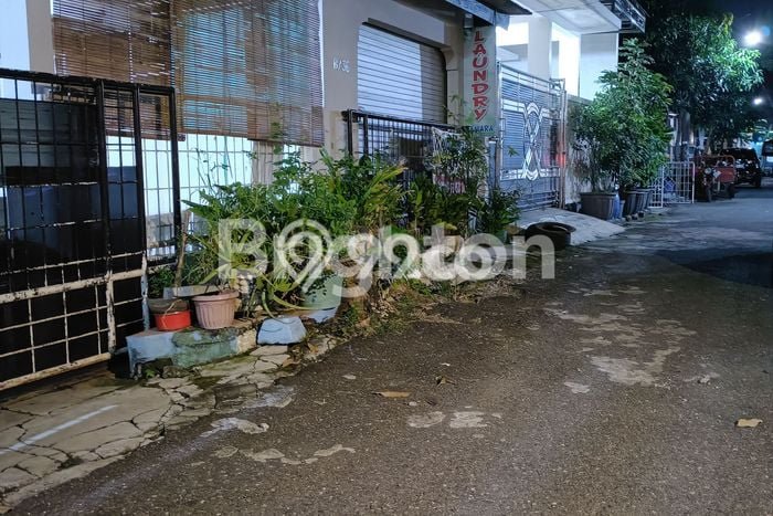 Rumah Berkualitas Pedurungan, Semarang, LT 169m2m² LB 169m2m² Rumah Berkualitas Pedurungan, Semarang, LT 169m2m² LB 169m2m²