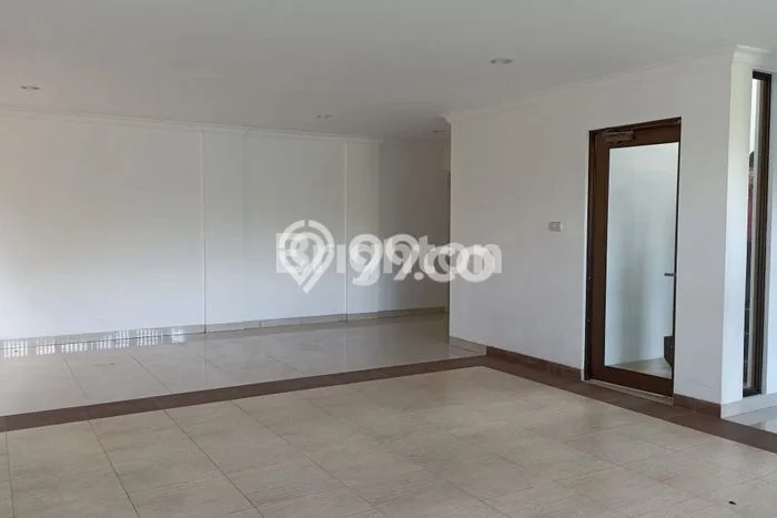 Hunian Mewah LB 450m2 Siap Huni Desain Elegan di Sentul City, Bogor Hunian Mewah LB 450m2 Siap Huni Desain Elegan di Sentul City, Bogor