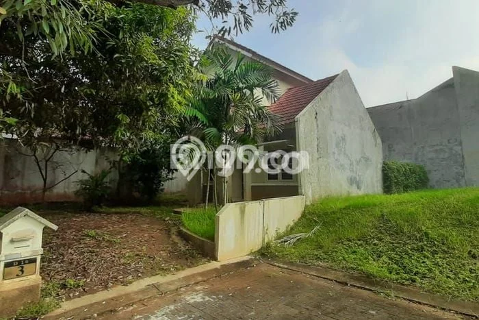 Rumah Strategis dengan Luas Tanah 250m2m² di Kawasan , Semarang Rumah Strategis dengan Luas Tanah 250m2m² di Kawasan , Semarang