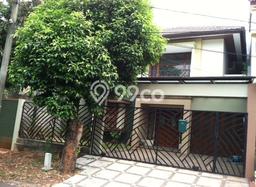 Kesempatan Emas Memiliki Rumah LT 262m² / LB 300m² di Kawasan Komersial Pondok Indah, Jakarta Selatan Kesempatan Emas Memiliki Rumah LT 262m² / LB 300m² di Kawasan Komersial Pondok Indah, Jakarta Selatan