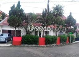 Rumah Mewah LB 300m2 Siap Huni Desain Elegan di Cinere, Jakarta Selatan Rumah Mewah LB 300m2 Siap Huni Desain Elegan di Cinere, Jakarta Selatan