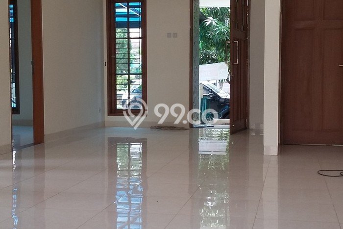 SPECIAL LISTING! Rumah di Bintaro, 3 KT, Akses Fasilitas, Luas 240m² Bangunan 150m² SPECIAL LISTING! Rumah di Bintaro, 3 KT, Akses Fasilitas, Luas 240m² Bangunan 150m²
