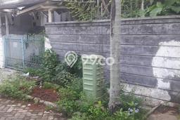 Rumah Asri 2 Kamar View Danau di Pos Pengumben, Jakarta Barat Rumah Asri 2 Kamar View Danau di Pos Pengumben, Jakarta Barat