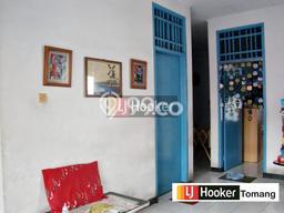 Rumah Terawat 7 KT 4 KM di Tomang, Jakarta Barat Rumah Terawat 7 KT 4 KM di Tomang, Jakarta Barat