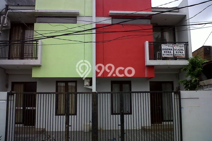 Dijual Rumah 3 Kamar Lokasi Strategis Nyaman dan Strategis di Kelapa Gading Dijual Rumah 3 Kamar Lokasi Strategis Nyaman dan Strategis di Kelapa Gading
