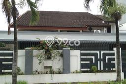 FEATURED! Rumah kawasan Kebayoran Lama, 5 KT, Lokasi Strategis, Luas 370m² LB 520m² FEATURED! Rumah kawasan Kebayoran Lama, 5 KT, Lokasi Strategis, Luas 370m² LB 520m²
