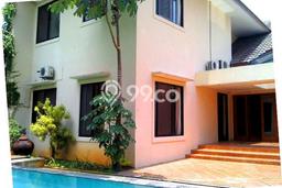 Jual Rumah Mewah Megah Dengan View Eksklusif di Pejaten, Jakarta Selatan Jual Rumah Mewah Megah Dengan View Eksklusif di Pejaten, Jakarta Selatan