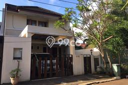 Rumah 3 KT 2 KM Luas Tanah 160m², Luas Bangunan 185m² di Lebak Bulus, Jakarta Selatan Rumah 3 KT 2 KM Luas Tanah 160m², Luas Bangunan 185m² di Lebak Bulus, Jakarta Selatan