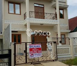 Rumah Elit Modern Tanpa Renovasi di Gading Serpong Tangerang Rumah Elit Modern Tanpa Renovasi di Gading Serpong Tangerang