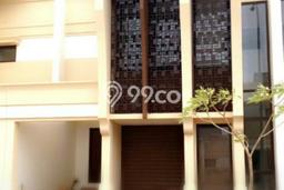 Jual Rumah Mewah Megah Dengan View Eksklusif di BSD, Tangerang Jual Rumah Mewah Megah Dengan View Eksklusif di BSD, Tangerang