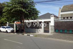 Dijual Rumah Mewah Elegan Dengan View Eksklusif di Cikini, Jakarta Pusat Dijual Rumah Mewah Elegan Dengan View Eksklusif di Cikini, Jakarta Pusat