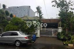 Rumah Luxury Modern Siap Huni di Meruya Jakarta Barat Rumah Luxury Modern Siap Huni di Meruya Jakarta Barat