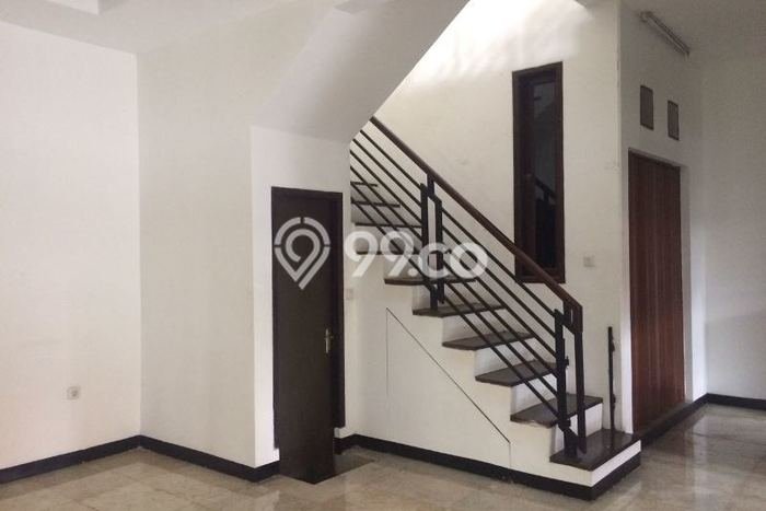 Rumah Elit LB 300m2 Siap Huni Desain Elegan di Setiabudi, Jakarta Selatan Rumah Elit LB 300m2 Siap Huni Desain Elegan di Setiabudi, Jakarta Selatan