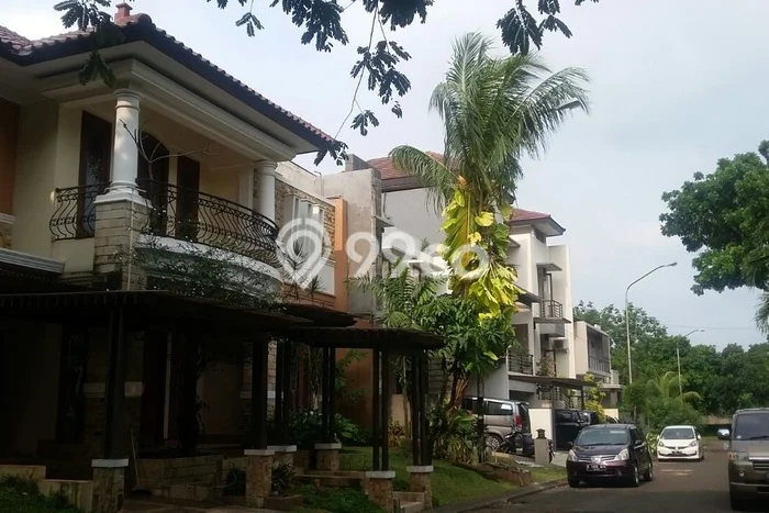 Rumah area Bintaro, 4 KM, Akses Rumah Sakit, Luas 180m² Bangunan 260m² Rumah area Bintaro, 4 KM, Akses Rumah Sakit, Luas 180m² Bangunan 260m²