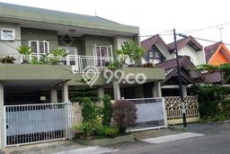 PRIME LOCATION! Rumah Berkembang area Bintaro, Luas 135m² LB 200m² PRIME LOCATION! Rumah Berkembang area Bintaro, Luas 135m² LB 200m²
