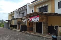 SPECIAL OFFER! Tersedia KPR Rumah Modern di Colomadu, Karanganyar, Luas 114m² Bangunan 200m² SPECIAL OFFER! Tersedia KPR Rumah Modern di Colomadu, Karanganyar, Luas 114m² Bangunan 200m²