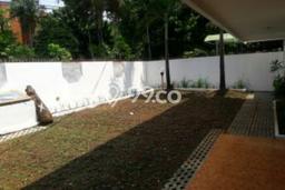 Rumah di Kebayoran Baru, Area Strategis, 4 KT Rumah di Kebayoran Baru, Area Strategis, 4 KT