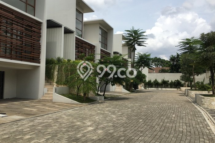 Dijual Rumah Elit Exclusive di Cilandak, Jakarta Selatan Dijual Rumah Elit Exclusive di Cilandak, Jakarta Selatan