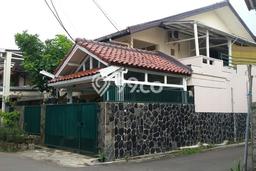 Rumah Dengan Harga Terbaik LT 177m² Akses Mudah di Jantung Kota Bintaro, Jakarta Selatan Rumah Dengan Harga Terbaik LT 177m² Akses Mudah di Jantung Kota Bintaro, Jakarta Selatan
