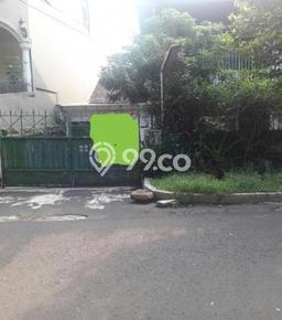 Rumah Strategis di Pakubuwono, Akses ke Pakubuwono, Jakarta Selatan, Jakarta Selatan - 4 KT Rumah Strategis di Pakubuwono, Akses ke Pakubuwono, Jakarta Selatan, Jakarta Selatan - 4 KT