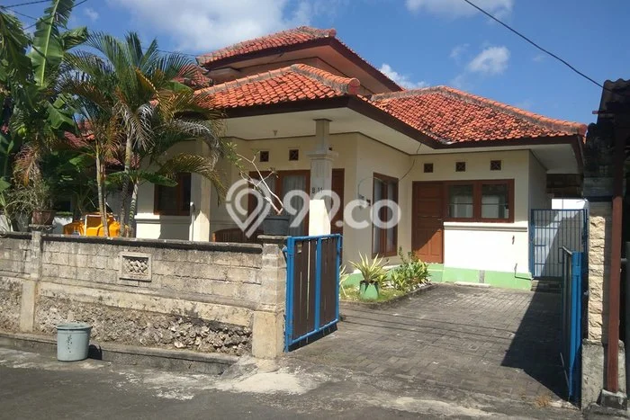 Rumah area Nusa Dua, 3 KT, Design Modern, Luas 250m² LB 200m² Rumah area Nusa Dua, 3 KT, Design Modern, Luas 250m² LB 200m²