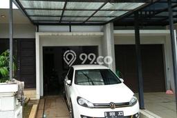 HUNIAN BERKELAS! Rumah Premium Ciputat, Tangerang Selatan, Luas Tanah 162m² Luas Bangunan 240m² HUNIAN BERKELAS! Rumah Premium Ciputat, Tangerang Selatan, Luas Tanah 162m² Luas Bangunan 240m²