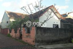 Rumah HOOK mungil minimalis view sawah lokasi dekat pantai berawa Rumah HOOK mungil minimalis view sawah lokasi dekat pantai berawa