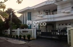 Rumah Berkualitas Kemanggisan, Jakarta Barat, Luas 712m² Bangunan 800m² Rumah Berkualitas Kemanggisan, Jakarta Barat, Luas 712m² Bangunan 800m²