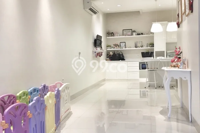 Rumah Elit LB 150m2 Siap Huni Desain Elegan di Muara Karang, Jakarta Utara Rumah Elit LB 150m2 Siap Huni Desain Elegan di Muara Karang, Jakarta Utara