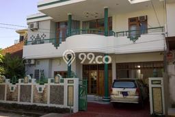 Rumah Lokasi Strategis area Renon, Denpasar, Luas 300m² Bangunan 330m² Rumah Lokasi Strategis area Renon, Denpasar, Luas 300m² Bangunan 330m²