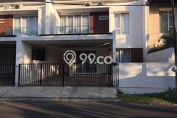 Rumah LB 150m² Dekat dengan Fasilitas Umum, Jakarta Barat - Lokasi Strategis Rumah LB 150m² Dekat dengan Fasilitas Umum, Jakarta Barat - Lokasi Strategis