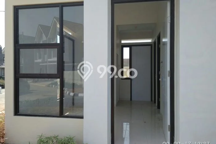 For Sale Rumah 2 Kamar Lokasi Strategis Bagus dan Strategis di Telukjambe Timur For Sale Rumah 2 Kamar Lokasi Strategis Bagus dan Strategis di Telukjambe Timur