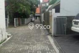 Rumah di Patal Senayan, Jakarta Selatan, LT 136m² LB 200m² Rumah di Patal Senayan, Jakarta Selatan, LT 136m² LB 200m²