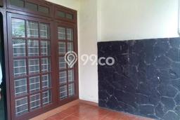 Kesempatan Investasi 4 Kamar Tidur dan 2 Kamar Mandi di Bendungan Hilir, Dekat Pusat Kota, Jakarta Pusat Kesempatan Investasi 4 Kamar Tidur dan 2 Kamar Mandi di Bendungan Hilir, Dekat Pusat Kota, Jakarta Pusat