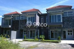 DIJUAL CEPAT! Rumah area Pucang Sawit, Solo, Luas 98m² Bangunan 130m² BISA KPR! DIJUAL CEPAT! Rumah area Pucang Sawit, Solo, Luas 98m² Bangunan 130m² BISA KPR!