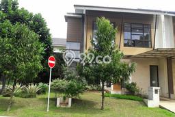 Dijual Rumah Luas Megah Dengan View Eksklusif di Bintaro, Jakarta Selatan Dijual Rumah Luas Megah Dengan View Eksklusif di Bintaro, Jakarta Selatan