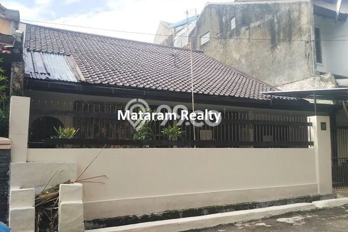 Rumah di Sukaluyu, Area Asri, 2 KM Rumah di Sukaluyu, Area Asri, 2 KM