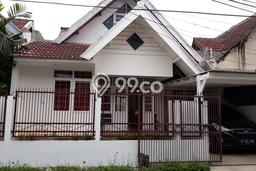 Rumah kawasan Bintaro, Tangerang Selatan, LT 135m² LB 100m² Rumah kawasan Bintaro, Tangerang Selatan, LT 135m² LB 100m²