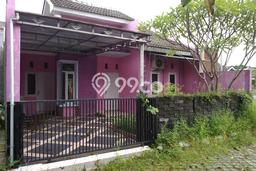 DIJUAL CEPAT! Rumah Ready Stock Area Strategis Kartosuro, LT 119m² Bangunan 60m² DIJUAL CEPAT! Rumah Ready Stock Area Strategis Kartosuro, LT 119m² Bangunan 60m²