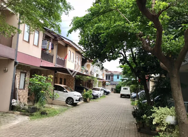 Jual Rumah Minimalis Bagus Punya 2 KT di Ciputat Tangerang Selatan SHM Jual Rumah Minimalis Bagus Punya 2 KT di Ciputat Tangerang Selatan SHM