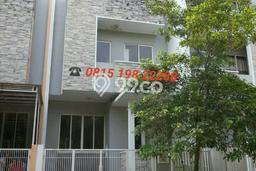 Dijual Rumah Mewah Megah Dengan View Eksklusif di Pantai Indah Kapuk, Jakarta Utara Dijual Rumah Mewah Megah Dengan View Eksklusif di Pantai Indah Kapuk, Jakarta Utara