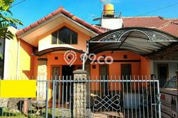 For Sale Rumah 4 Kamar Lokasi Ideal Nyaman dan Strategis di Antapani For Sale Rumah 4 Kamar Lokasi Ideal Nyaman dan Strategis di Antapani